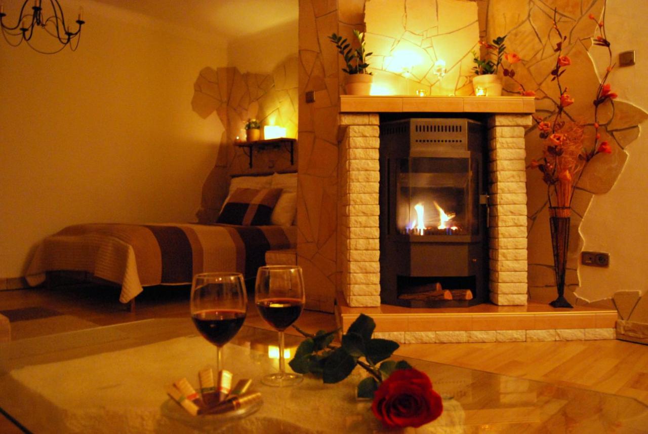 Cosy Castle Apartment Budapeşte Dış mekan fotoğraf